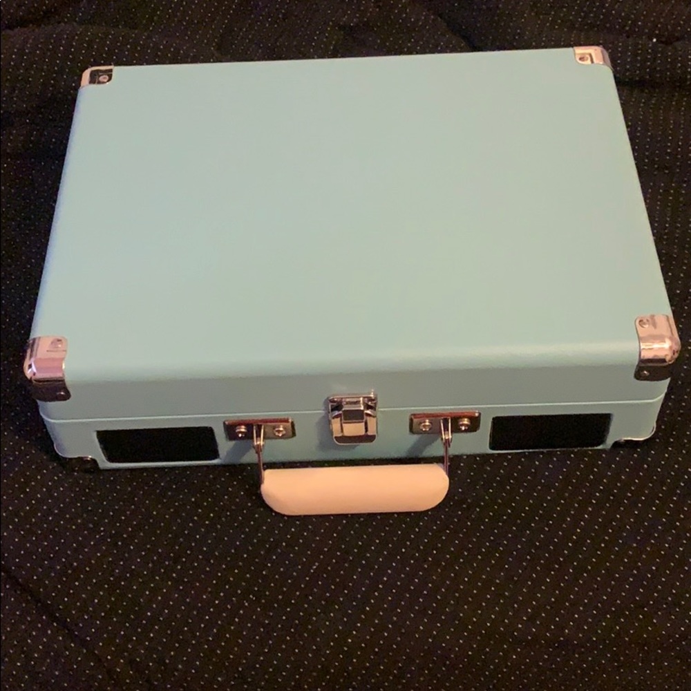 Record Player - image 3